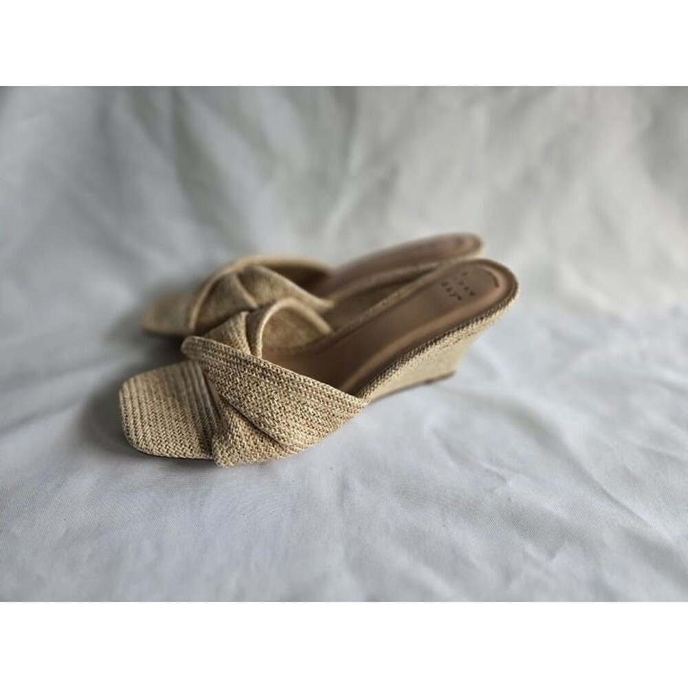 A New Day Amal Wedge Heels with Memory Foam Insole - Natural Womens Size 9 NEW - Picture 3 of 5